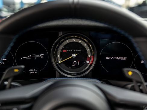 Used 2025 Porsche 911 GT3 RS image 45