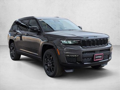 New 2025 Jeep Grand Cherokee L Limited image 6