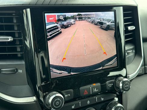 New 2026 RAM 1500 4x4 Crew Cab image 24