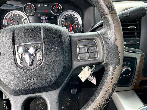 Used 2013 RAM 1500 Express image 16