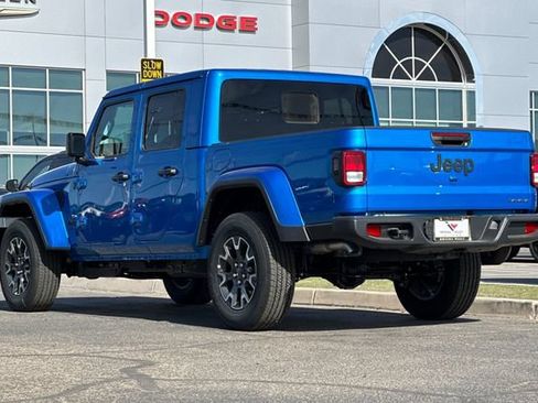 New 2026 Jeep Gladiator Sport AWD/4WD image 5