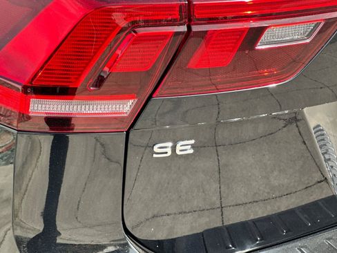 Certified 2024 Volkswagen Tiguan SE R-Line image 28