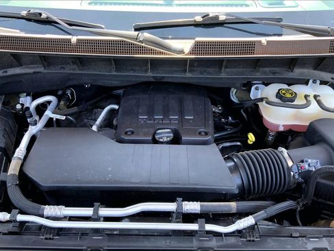 Used 2022 Chevrolet Silverado 1500 Custom RWD image 32