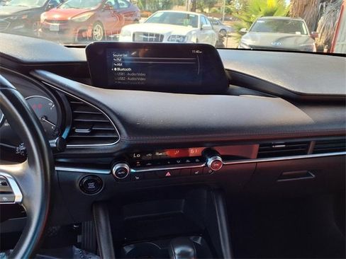 Used 2024 MAZDA MAZDA3 s image 17