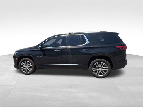 Used 2023 Chevrolet Traverse High Country FWD image 9