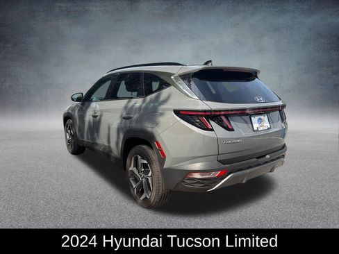 Used 2024 Hyundai Tucson Limited AWD/4WD image 3
