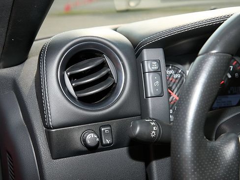 Used 2016 Nissan GT-R Premium AWD/4WD image 28