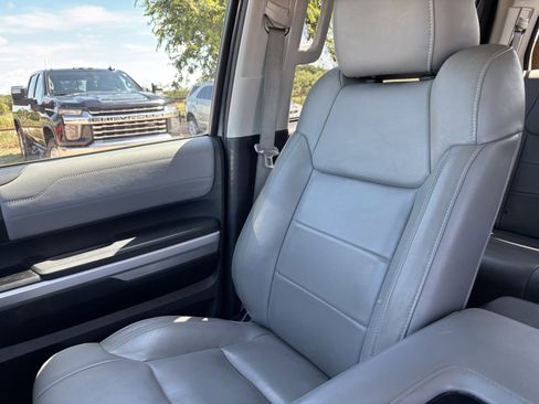 Used 2014 Toyota Tundra Limited image 16