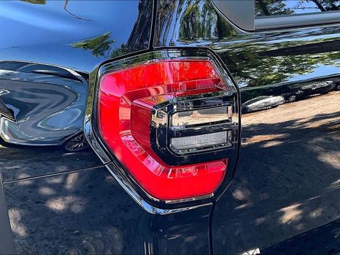 Used 2025 Toyota 4Runner TRD Off-Road Premium image 29