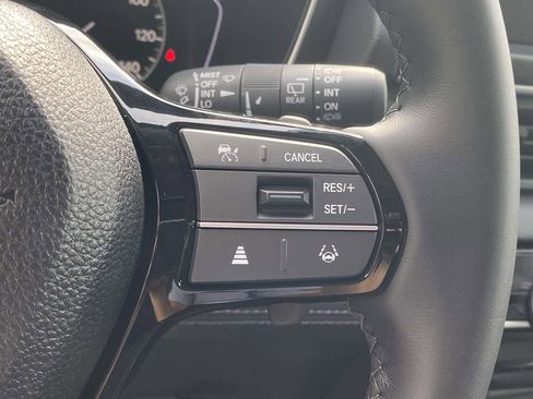 New 2025 Honda Pilot EX-L image 17