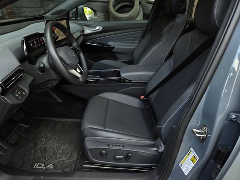 Used 2023 Volkswagen ID.4 S RWD image 18