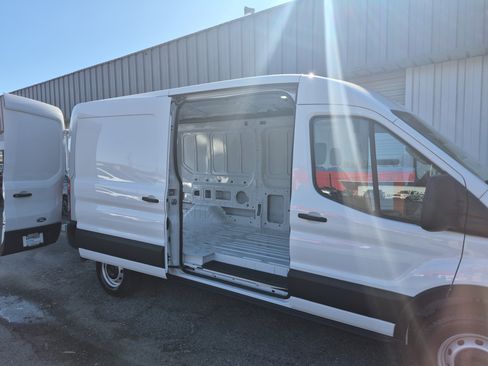New 2026 Ford Transit 250 Base image 18