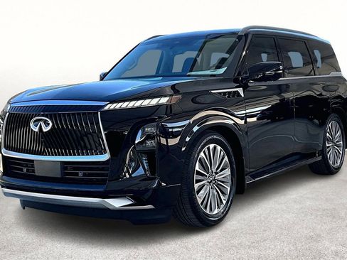 New 2026 INFINITI QX80 Luxe image 2