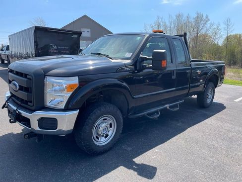 Used 2016 Ford F250 XL w/ Power Equipment Group AWD/4WD image 1