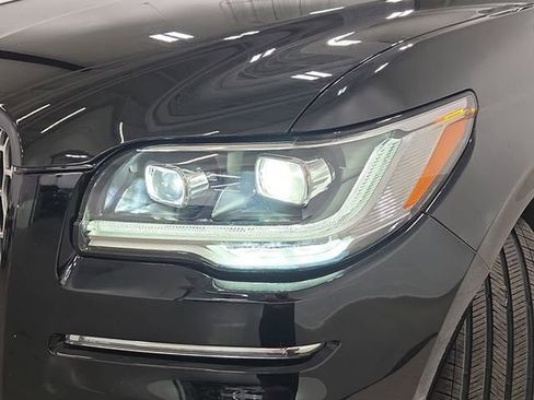 Certified 2023 Lincoln Navigator L Reserve AWD/4WD image 25