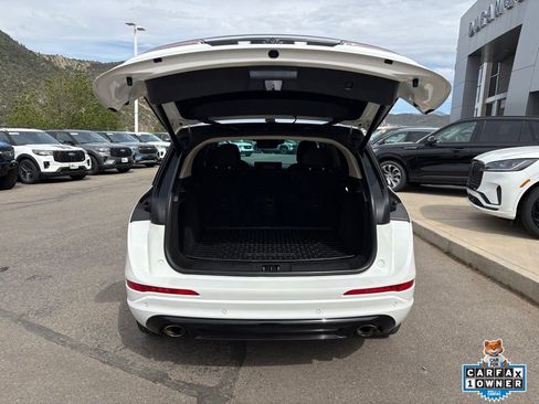 Used 2023 Lincoln Corsair Reserve w/ Equipment Group 201A AWD/4WD image 8