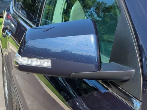 Used 2015 Chevrolet Traverse LT FWD image 12