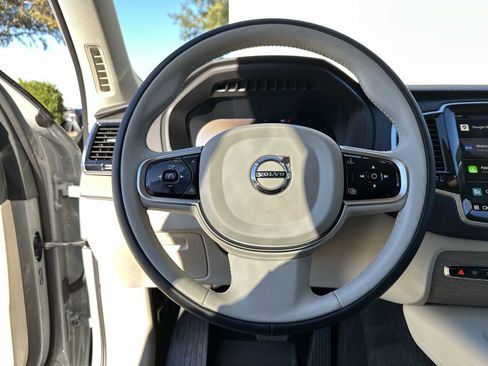 Used 2025 Volvo XC90 B6 Plus w/ Protection Package Premier image 21