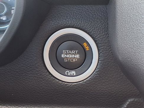 Used 2023 RAM 1500 Big Horn AWD/4WD image 8