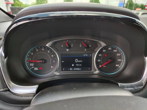 Used 2023 Chevrolet Traverse LT w/ LPO, Floor Liner Package AWD/4WD image 12