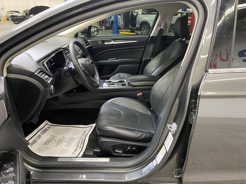 Used 2020 Ford Fusion Titanium image 26