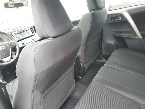 Used 2014 Toyota RAV4 XLE AWD/4WD image 14