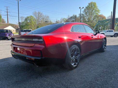 New 2026 Dodge Charger R/T AWD/4WD image 8