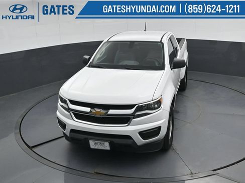 Used 2018 Chevrolet Colorado W/T w/ WT Convenience Package RWD image 42