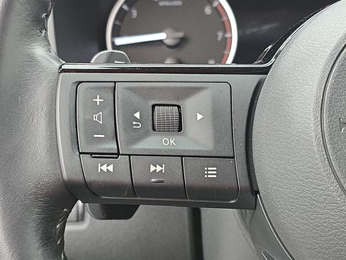 Certified 2023 Nissan Rogue SL w/ SL Premium Package AWD/4WD image 17