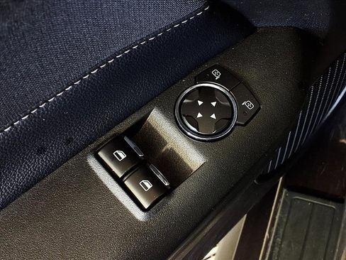 Used 2022 Ford Mustang GT w/ Equipment Group 301A image 25