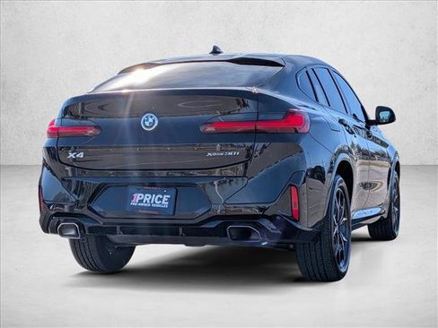 Used 2025 BMW X4 xDrive30i image 5