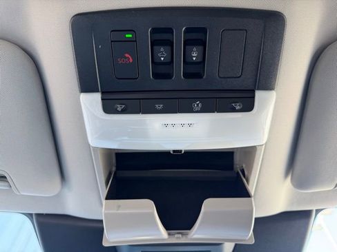 New 2026 Nissan Pathfinder SL w/ SL Premium Package image 31