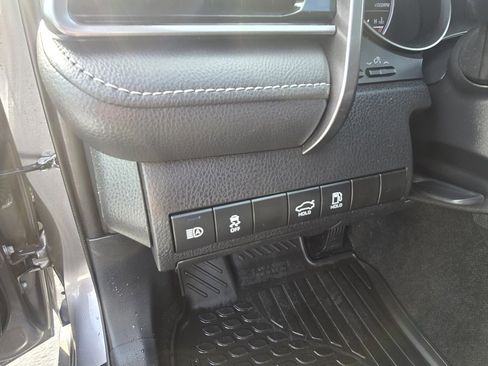 Used 2024 Toyota Camry SE image 18