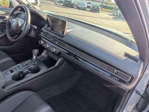 Certified 2025 Honda Civic Sport image 22