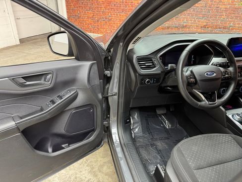 Certified 2023 Ford Escape Active FWD image 7