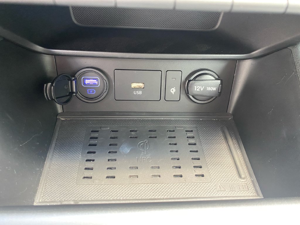 Used 2022 Hyundai Kona Limited FWD image 19