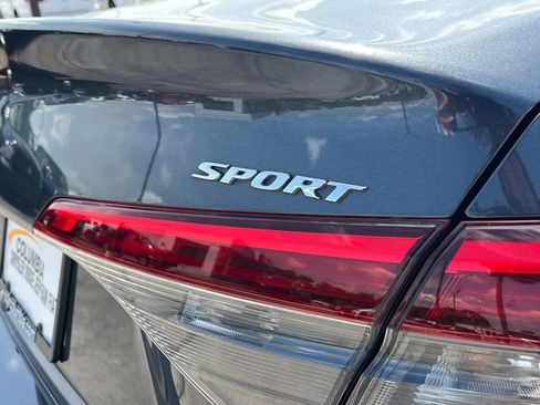 Used 2024 Honda Civic Sport image 13