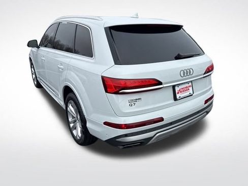 Used 2025 Audi Q7 3.0T Premium Plus image 3