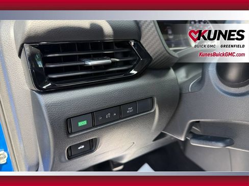 Used 2024 Nissan Sentra SV FWD image 14