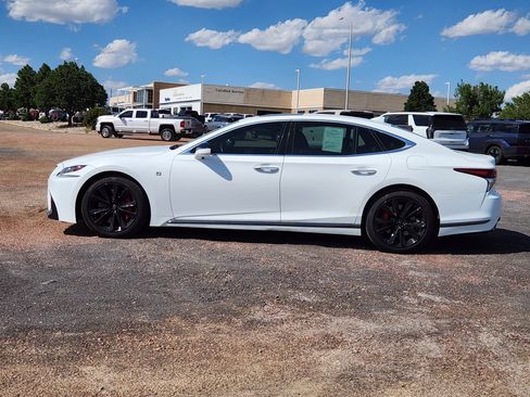 Used 2018 Lexus LS 500 F Sport w/ Accessory Package (Z2) AWD/4WD image 2