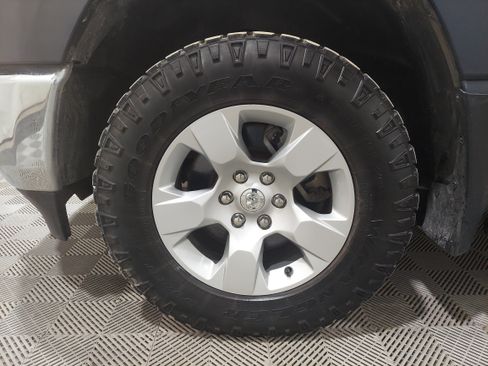 Used 2020 RAM 1500 Big Horn AWD/4WD image 7