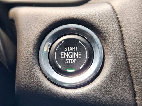 Used 2023 Chevrolet Tahoe Z71 w/ Luxury Package image 21