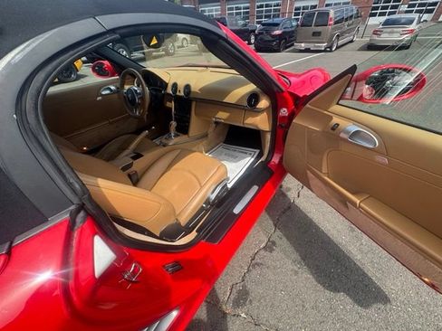 Used 2011 Porsche Boxster RWD image 21