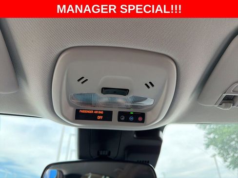 Used 2025 Chevrolet Trax ACTIV FWD image 28