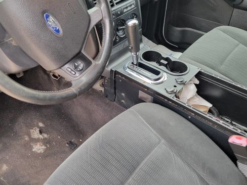 Used 2009 Ford Explorer XLT image 13