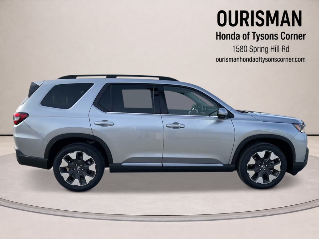 New 2026 Honda Pilot Touring image 2