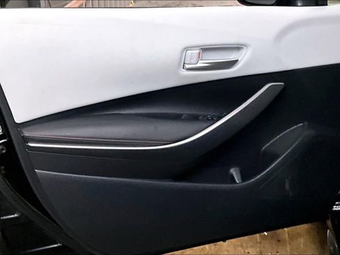 Used 2024 Toyota Corolla SE image 25