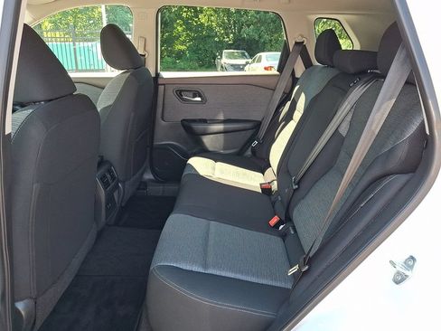 Certified 2023 Nissan Rogue SV AWD/4WD image 10