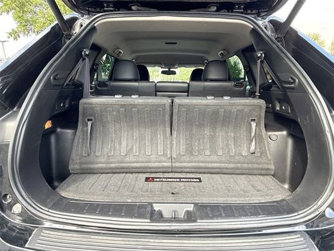 Used 2022 Mitsubishi Outlander SEL image 28