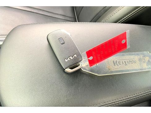 Used 2022 Kia K5 EX w/ EX Premium Package image 12